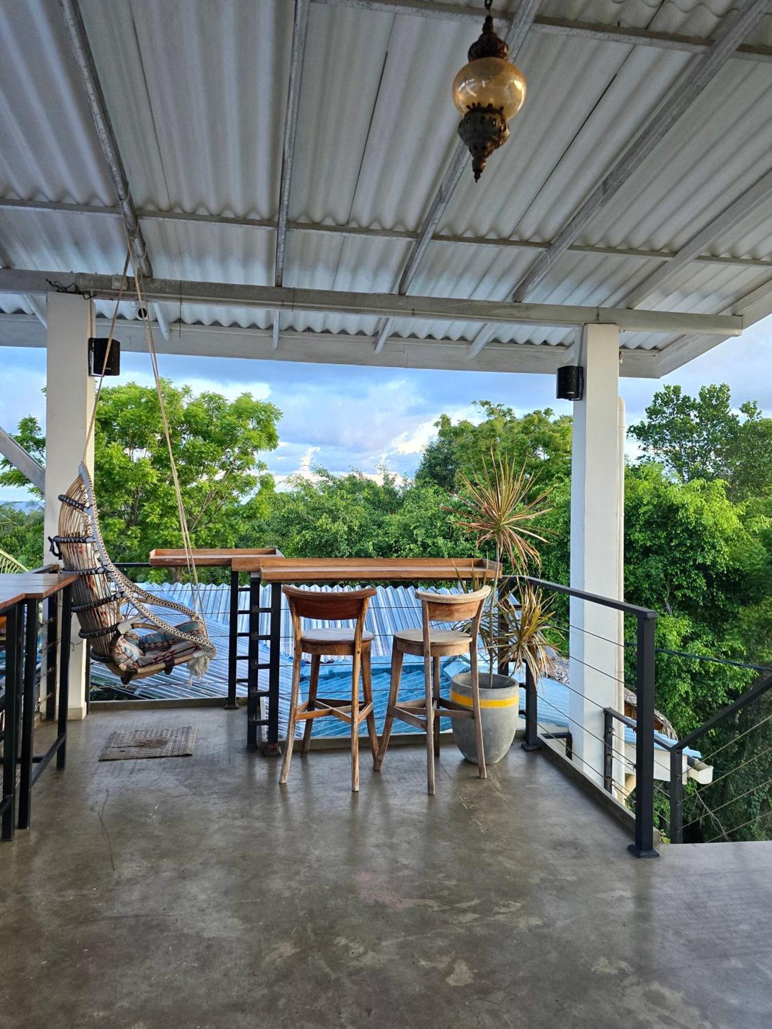 Habibi & Restaurant Unawatuna