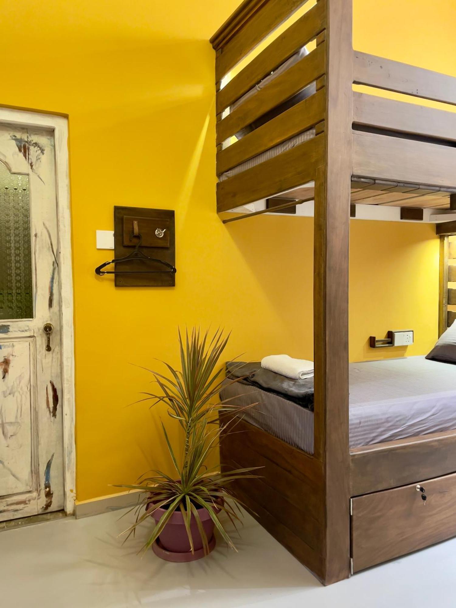 Habibi & Restaurant Hostel