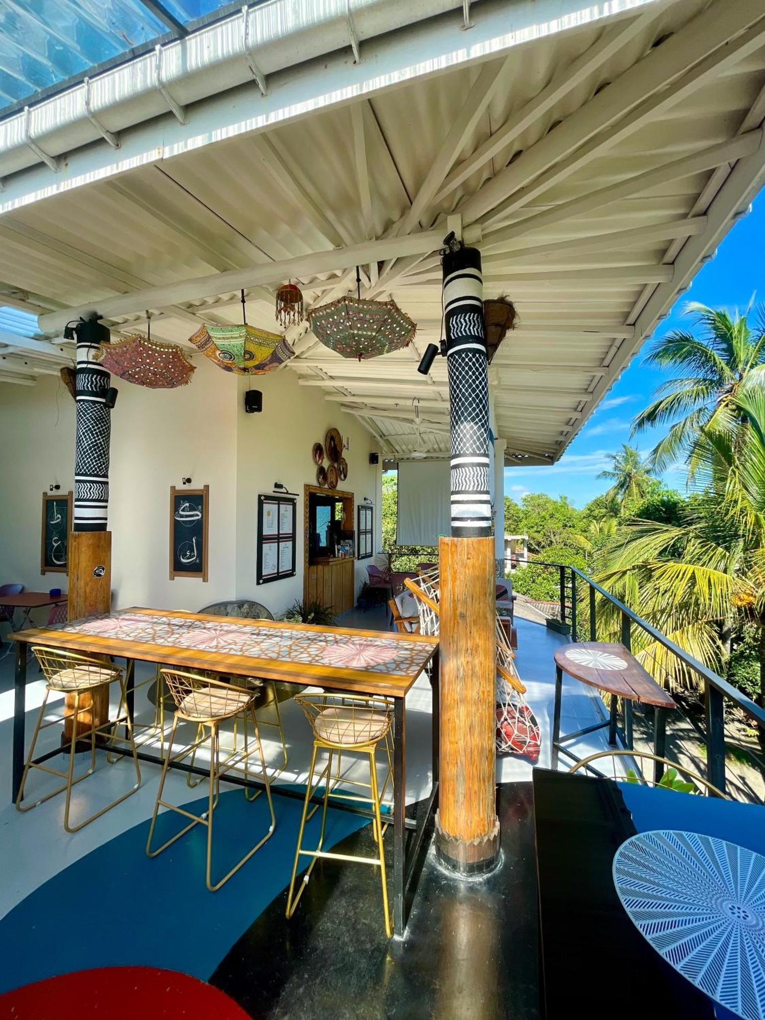 Hostel Habibi & Restaurant